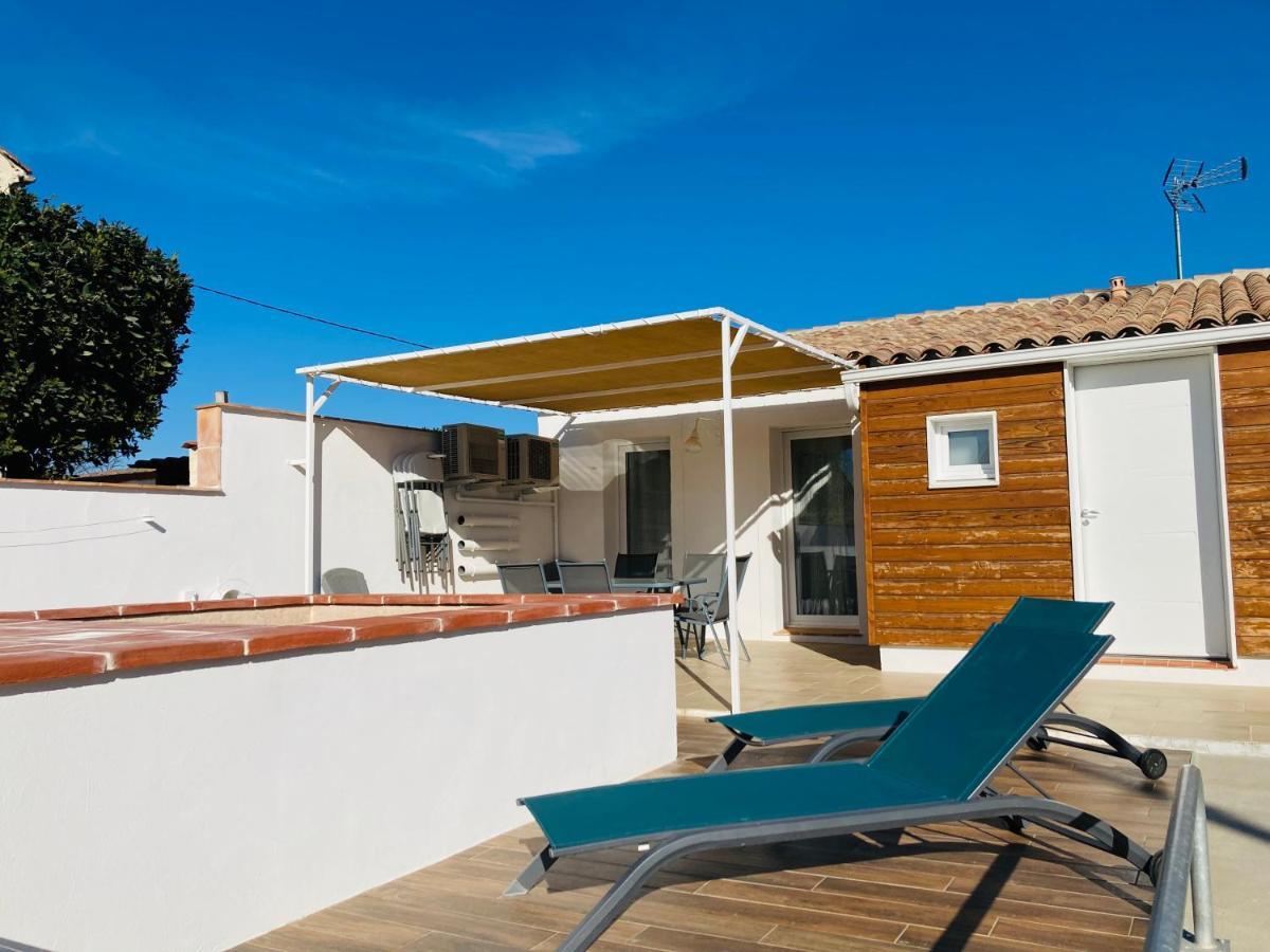 Blanco Y Madera Holiday home