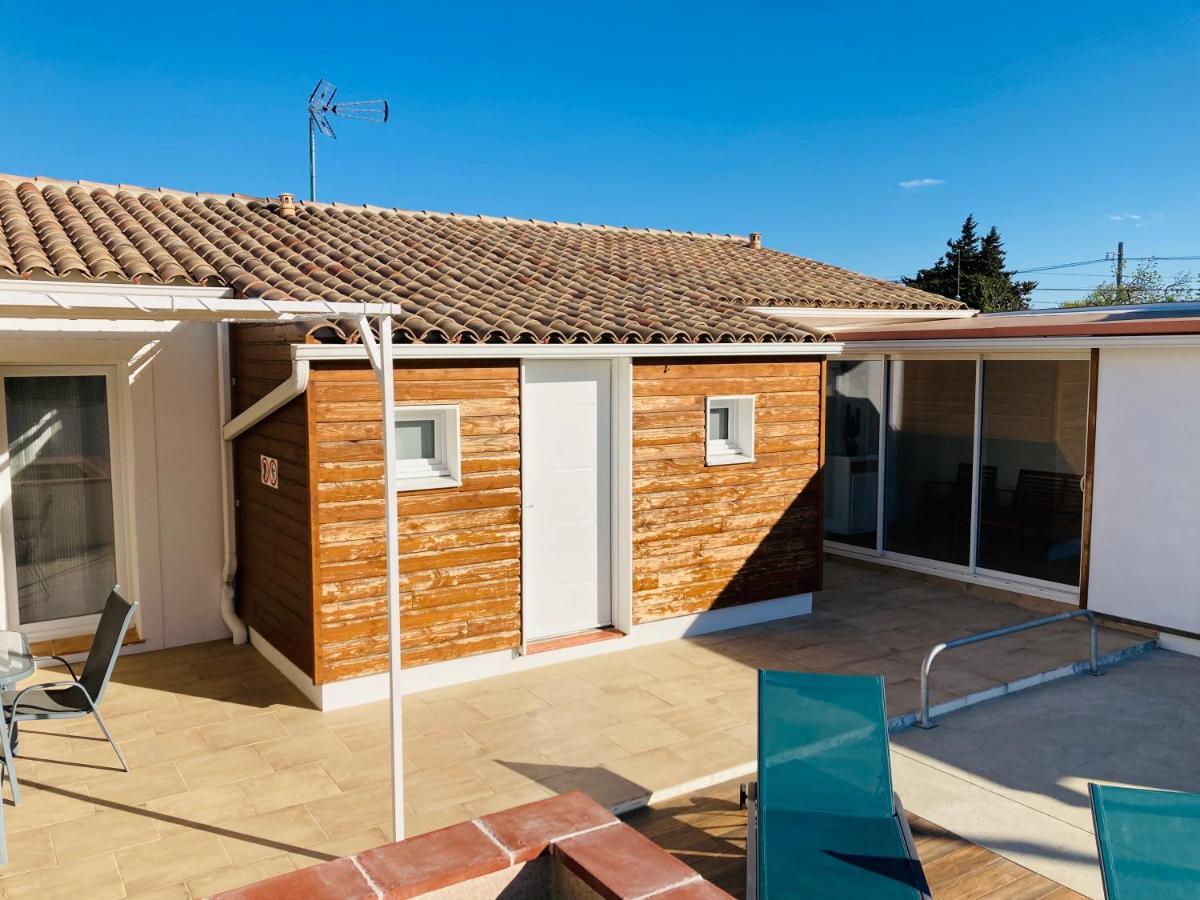 Blanco Y Madera Narbonne