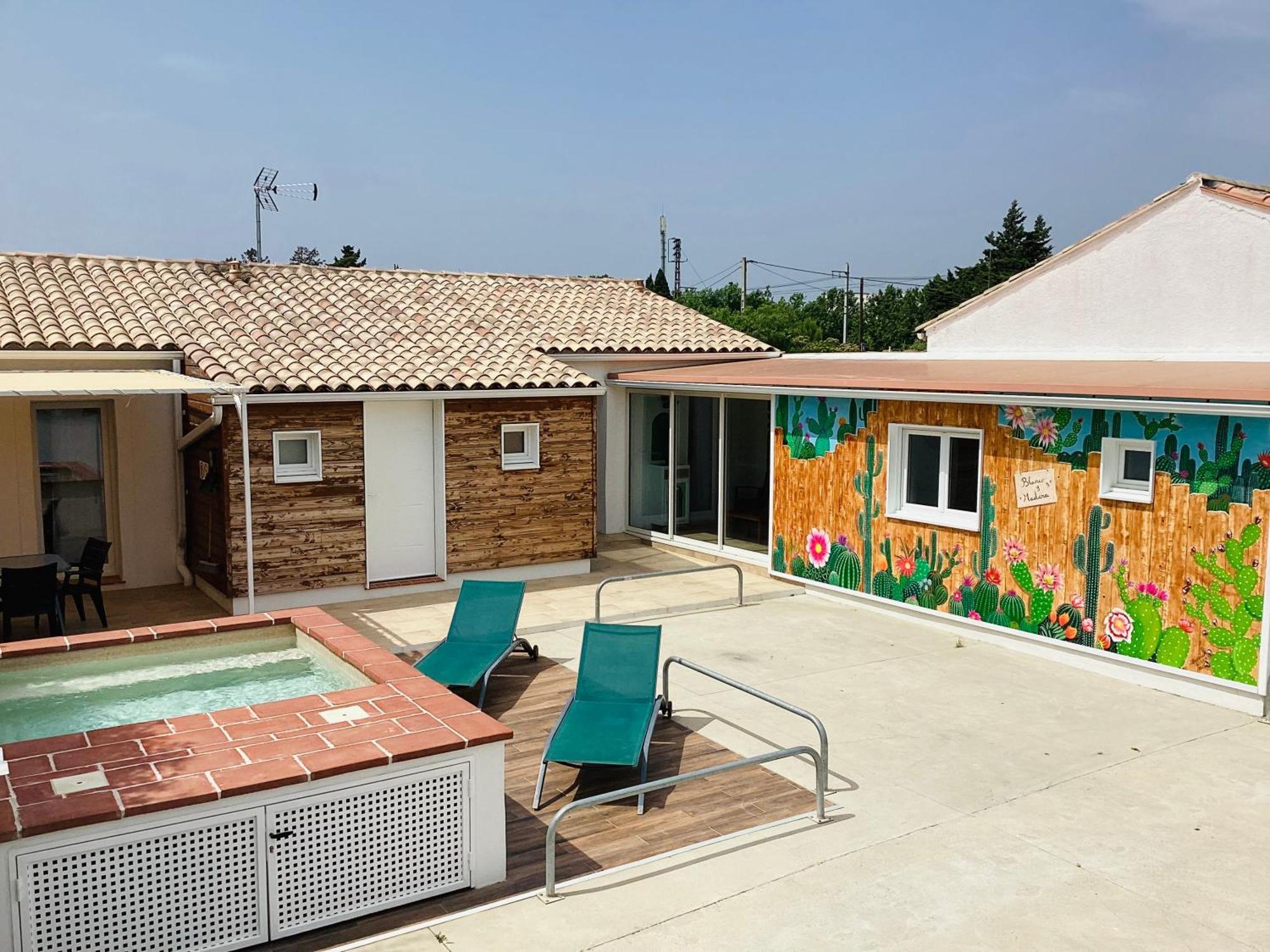 Hébergement de vacances Blanco Y Madera *